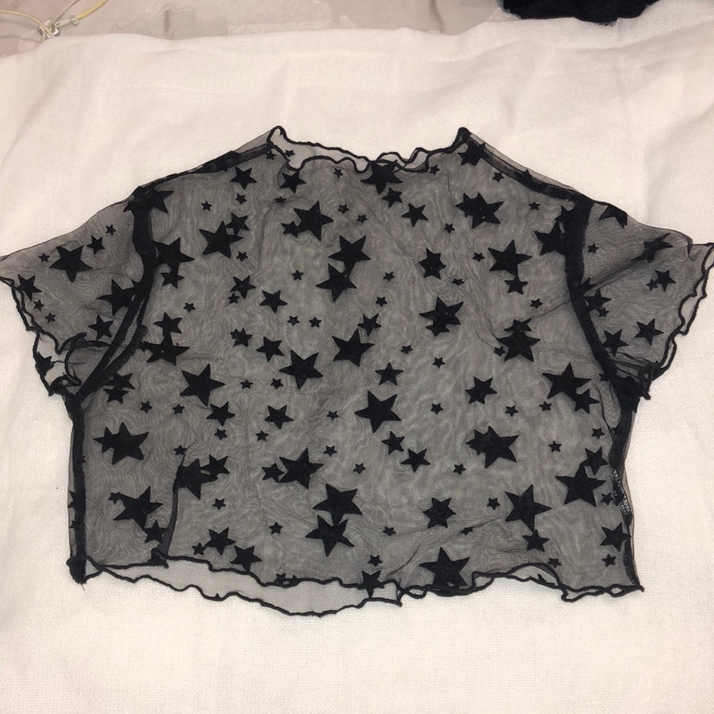 Mesh star crop top